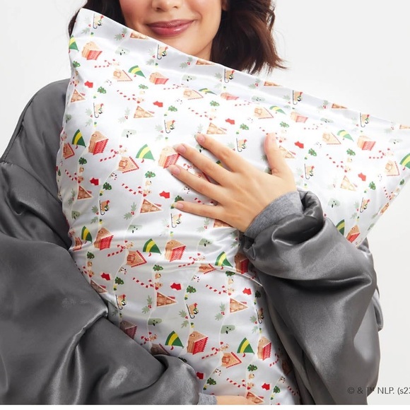Elf x Kitsch Queen satin pillowcase New - Picture 4 of 4